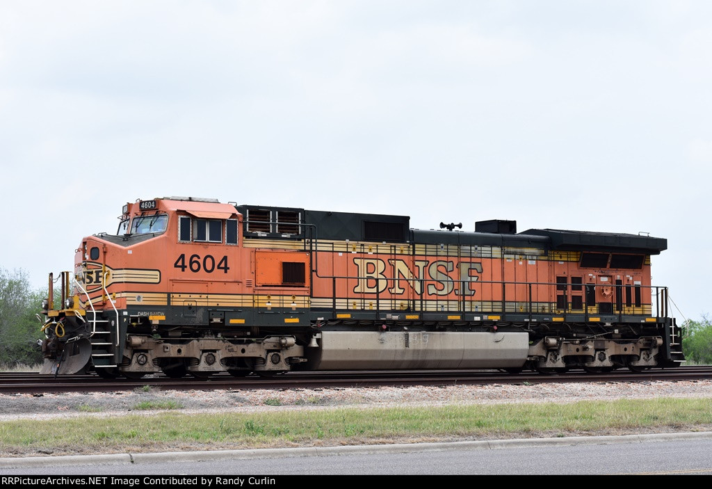 BNSF 4604